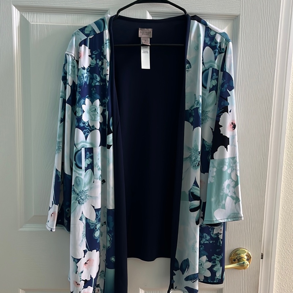 Reversible cardigan